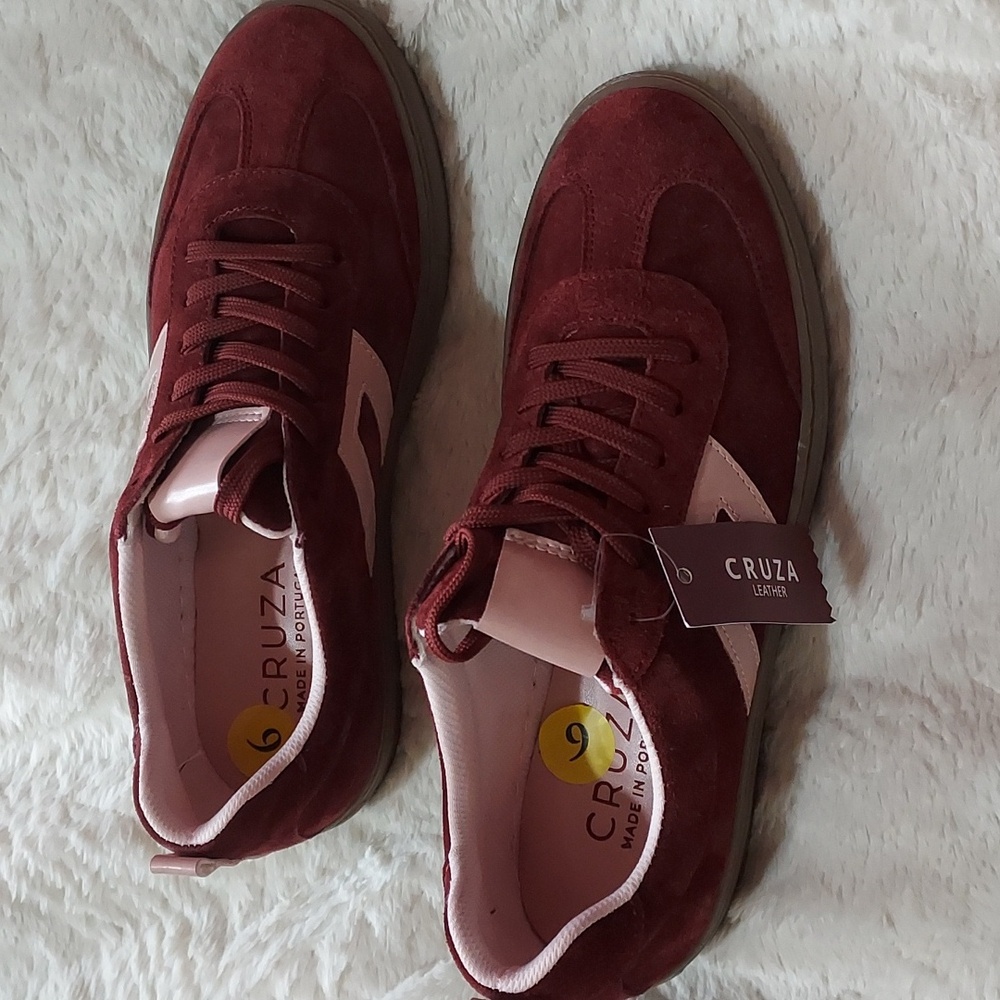 CRUZA Women's Suede Burgundy nd Pink Shoes NWT Made In Portugal